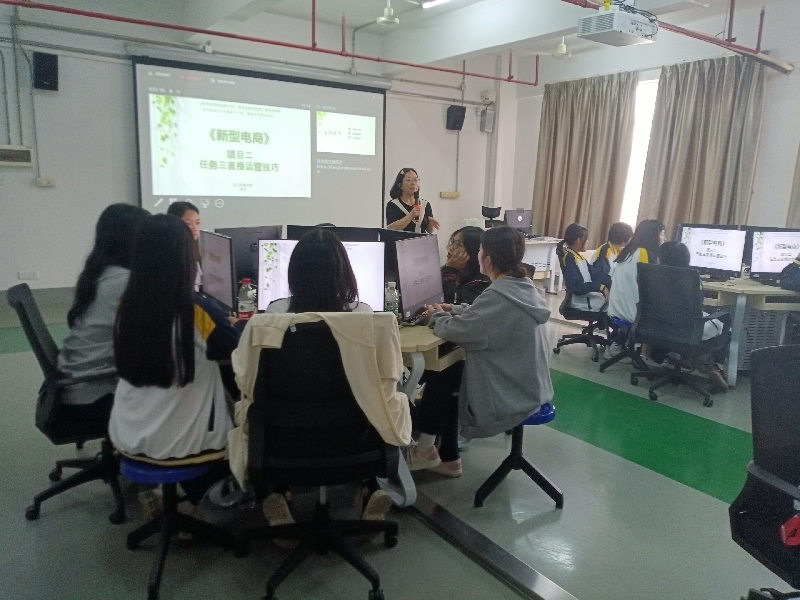 最新技术培训，启程技能之旅，自信铸就梦想之路