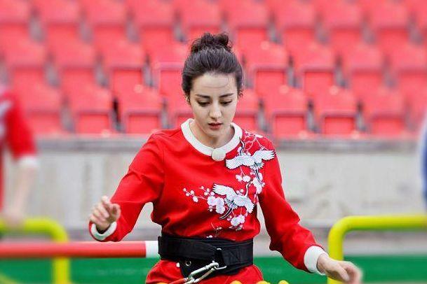 最新跑男热巴出场音乐，自然之旅，寻找内心的平和与喜悦