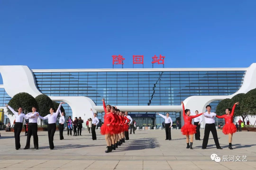 探秘隆回火车站周边小巷的独特风味