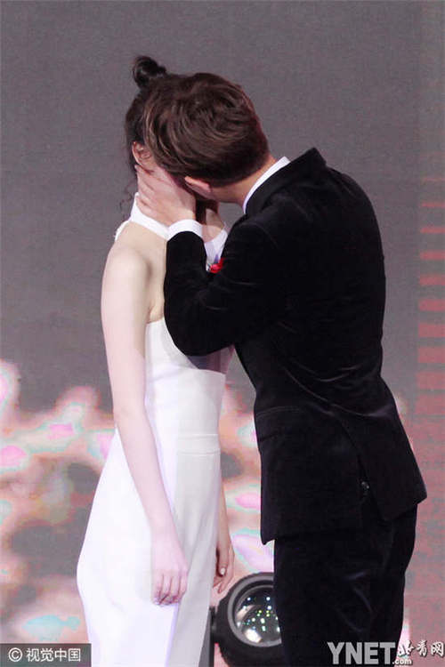 任嘉伦景甜日常温馨瞬间,最新动态一睹甜蜜瞬间