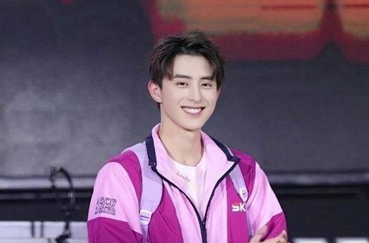 演员陈纬,舞台之外的生活点滴