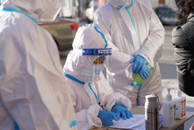 新冠疫情肺炎最新动态,城市中的温情日常