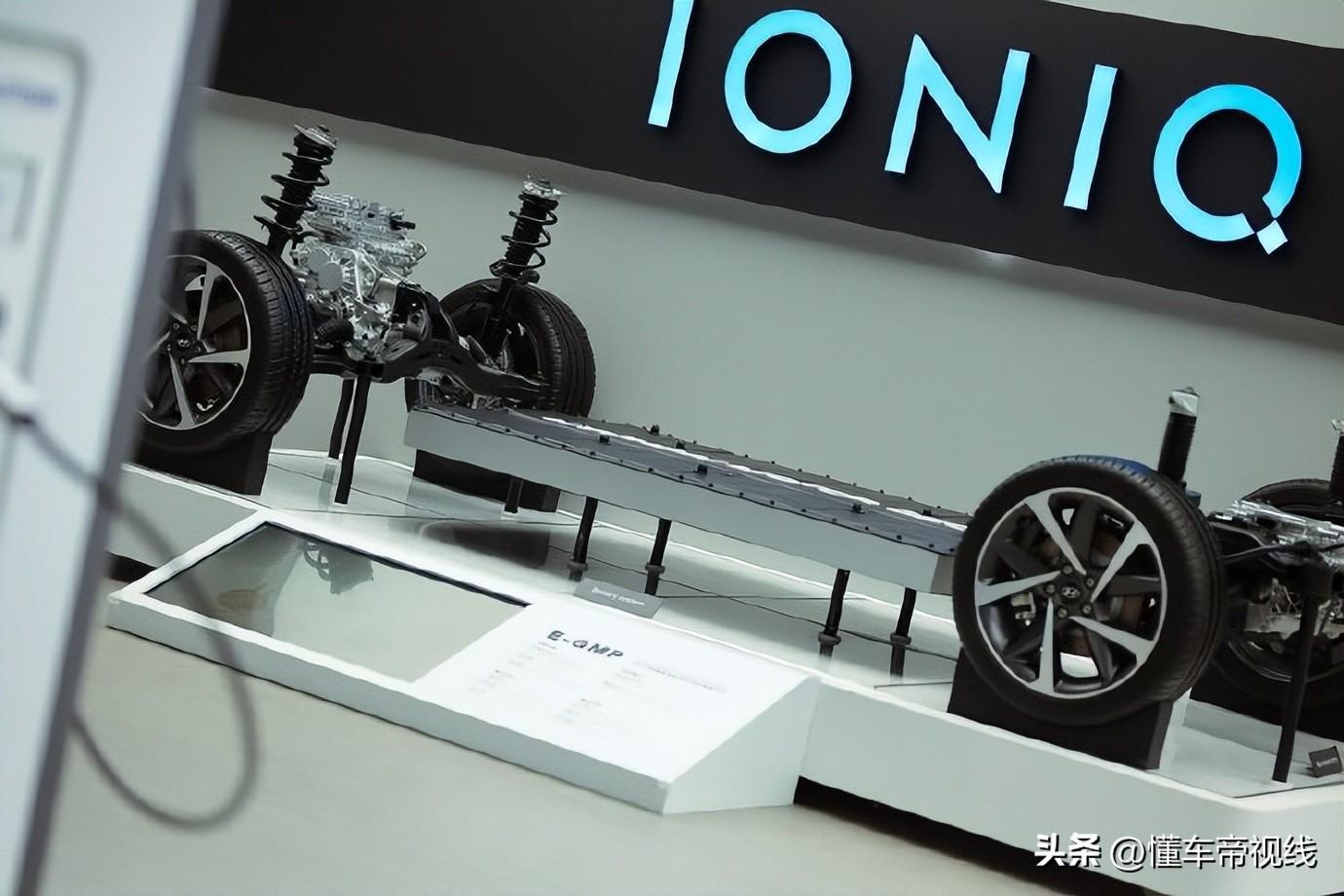 2024年全年资料,全身心解答具体_XJN49.525设计师版