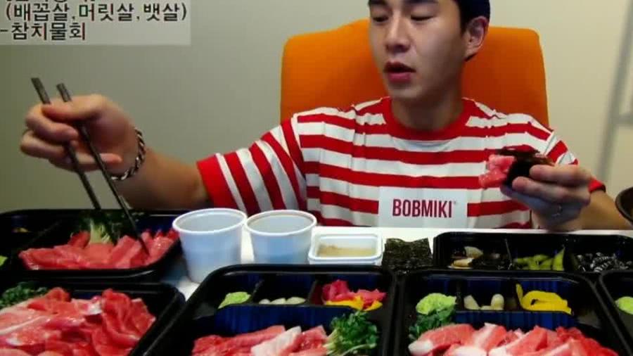 韩国大胃王奔驰哥最新动态,吃货盛宴,胃的狂欢!