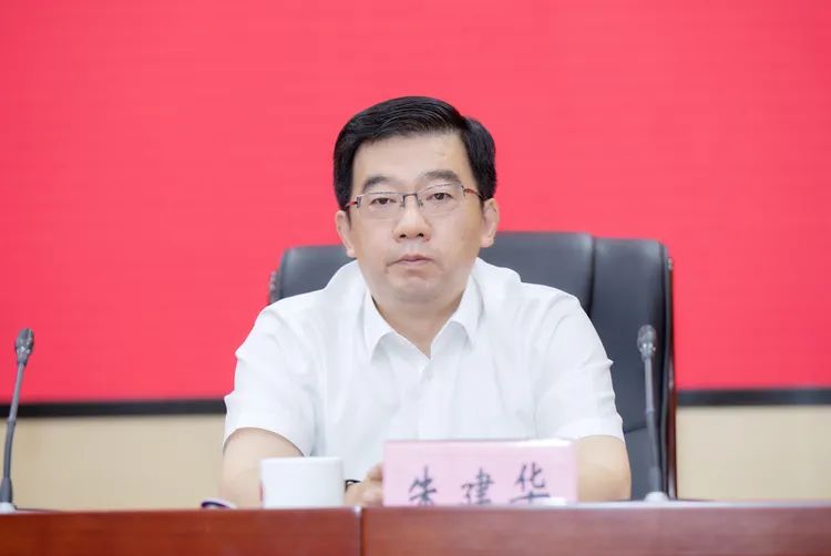 涵江区新任副区长朱建华,开启发展新篇章,遇见未来新篇章的领航者