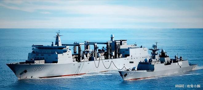 中国最新5万吨补给舰的温馨日常纪实