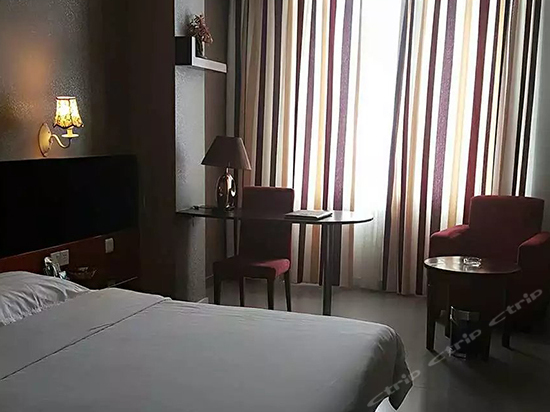 海南儋州那大酒店最新前台招聘启事,开启职业新篇章