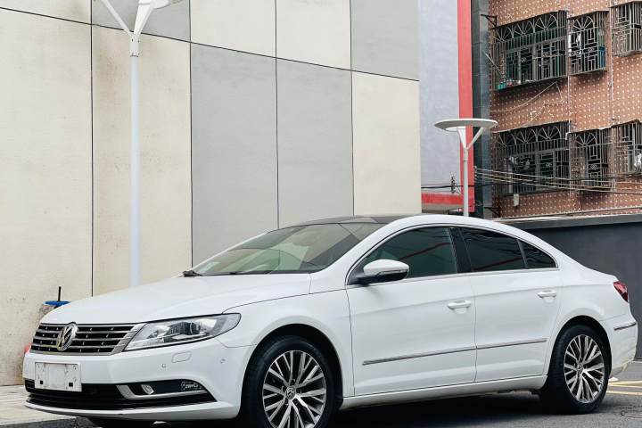 2016大众CC最新款型,小巷魅力与隐藏特色小店探索