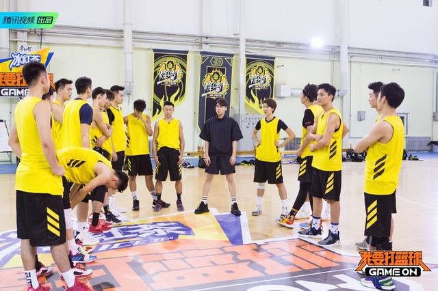 篮球大本营最新一期,球场上的温情与欢乐时刻