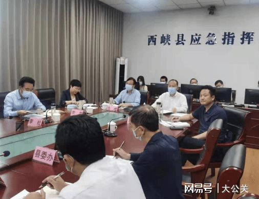 西峡吧何耀航的最新动态,变化中的力量与自信成就之旅