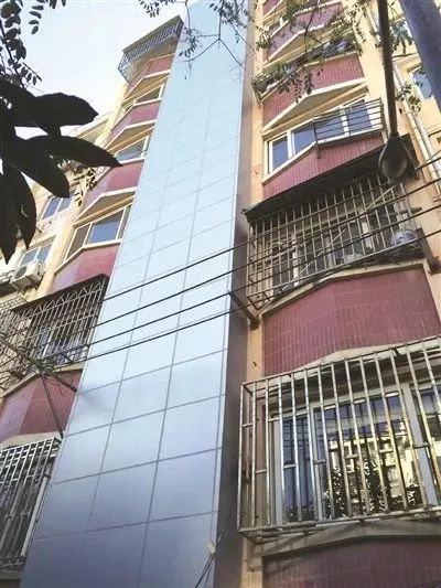 多层加装电梯最新政策，自然美景下的电梯探索之旅