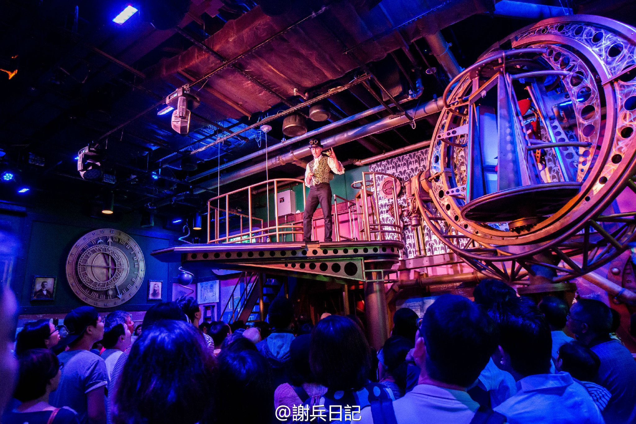 澳门六资料大全,仿真方案实施_家庭影院版39.376