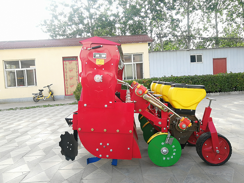 最新小麦旋耕播种机，田间冒险之旅启动