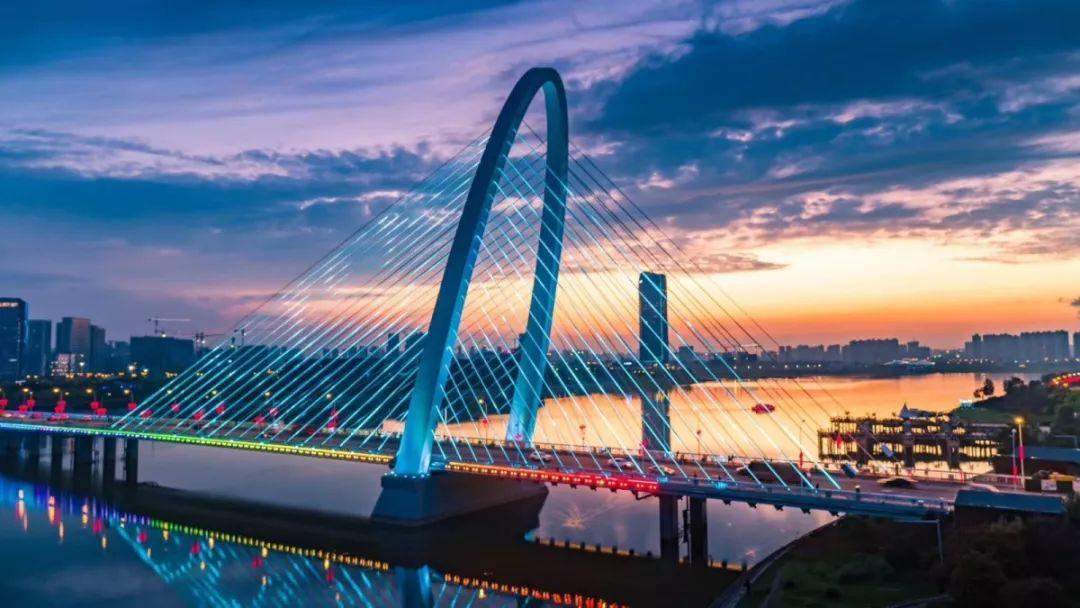 西安铲霸最新动态，科技引领生活，智能魅力展现未来体验