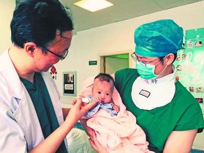 黄梅肺炎最新动态，小城抗疫日常与温馨趣事