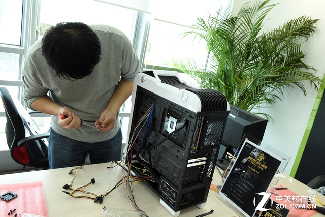 小巷深处的电脑攒机宝藏,最新攒机视频指南与独特环境探寻之旅