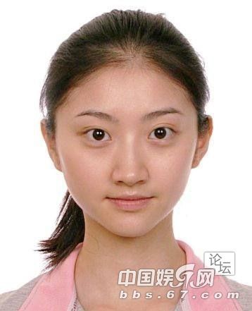 明星最新照片,友情与陪伴的美好瞬间