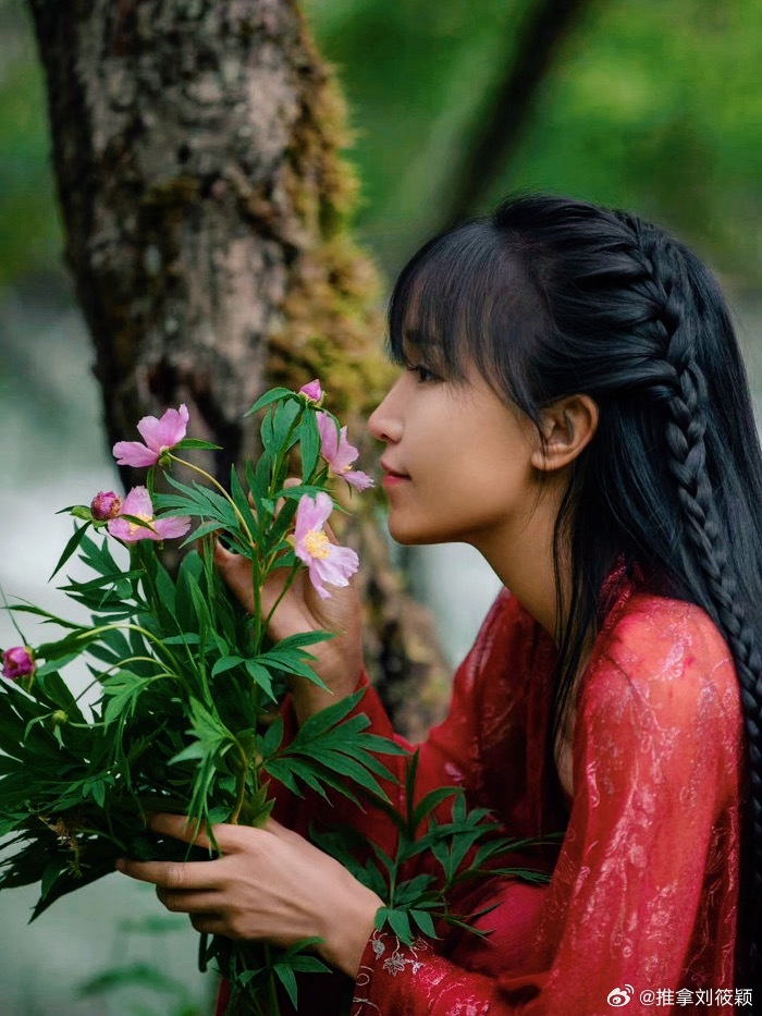 子柒引领潮流前沿，最新时尚焦点追踪