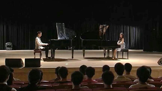 参加钢琴比赛的感悟之旅,与自然美景的交响对话