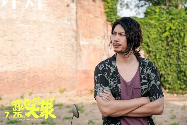 最新现代舞高科技产品介绍与展示