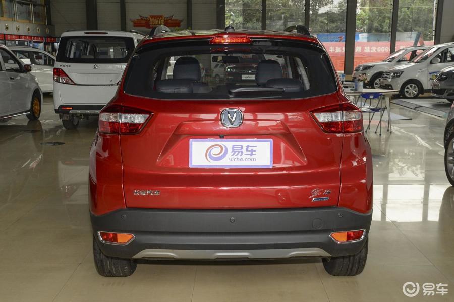 长安CS15最新报价,科技引领驾驶新体验