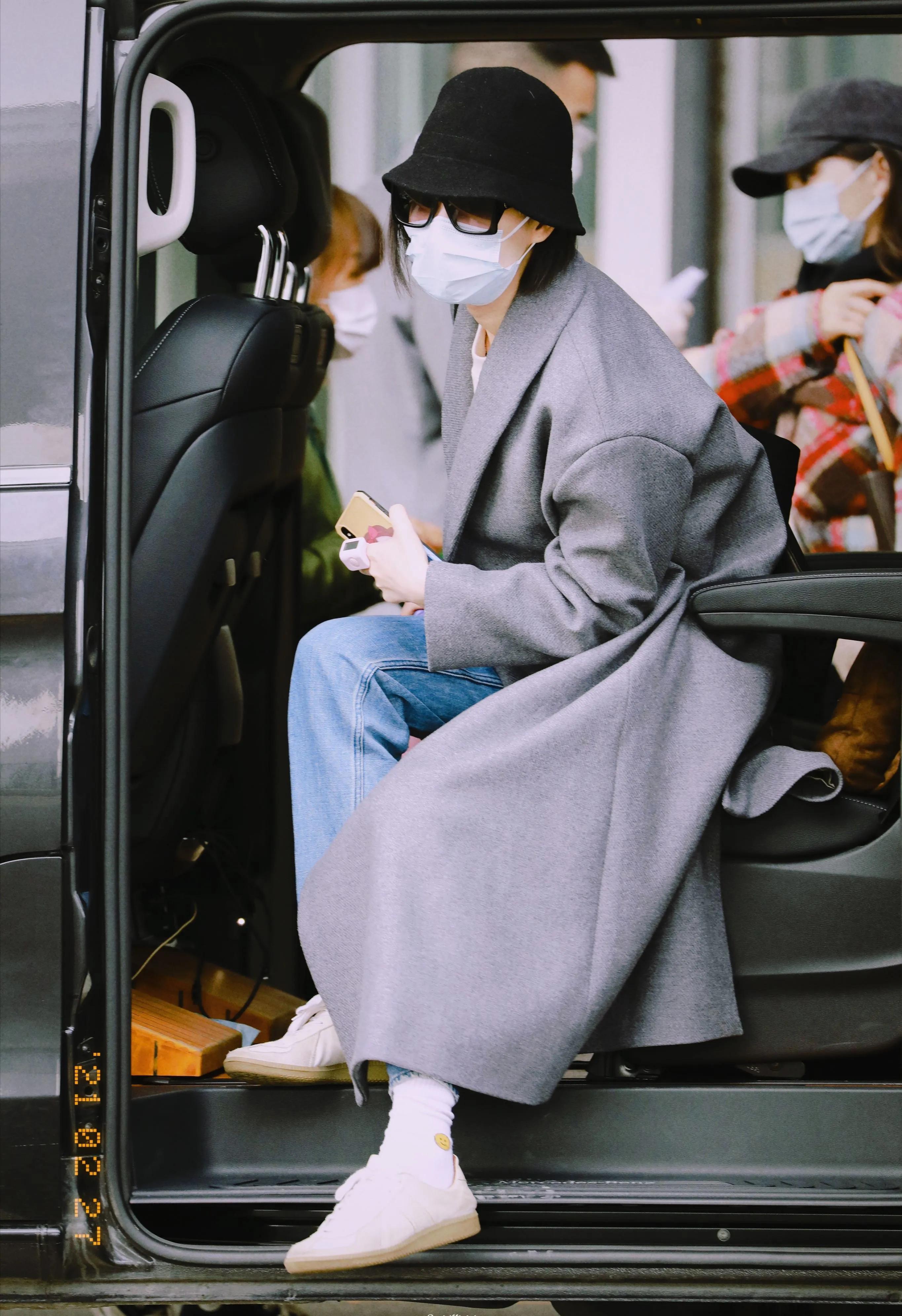 最新时尚潮流同步解读,新款解读与潮流趋势分析