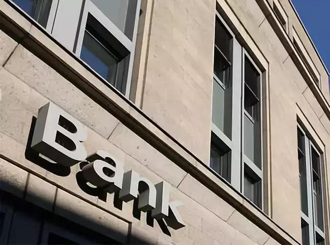 香港最新政策解读与巷弄深处的独特风味探索之旅